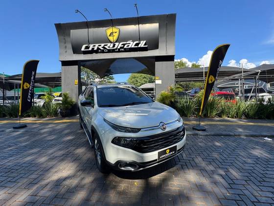 FIAT TORO 2.0 16V TURBO DIESEL VOLCANO 4WD AT9